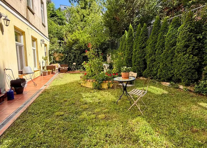 Garden In Center * Viena